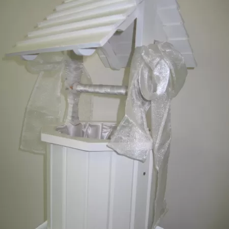 White Wooden Wishing Well - Medium