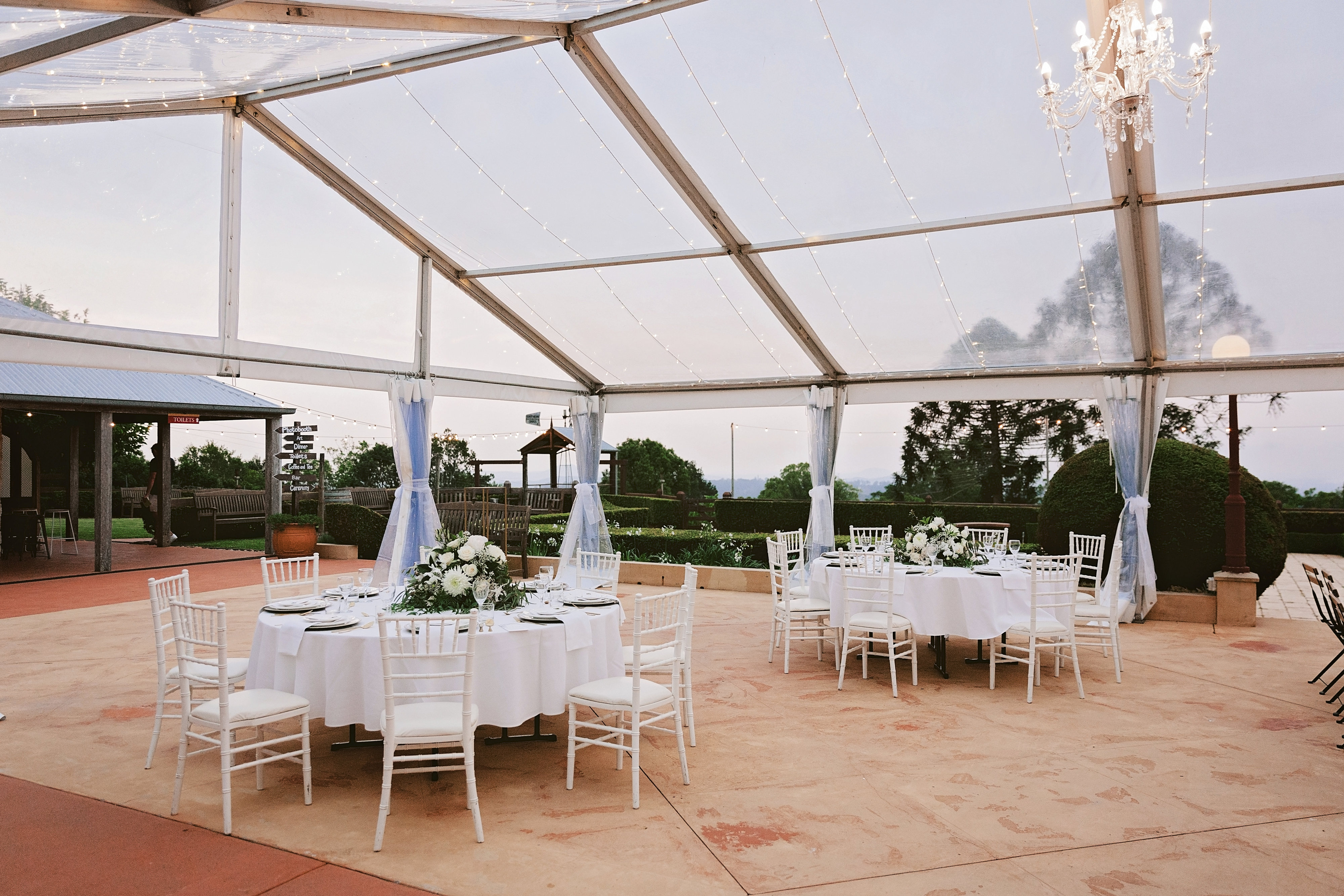 View More: https://callibphotography.pass.us/flaxtongardens